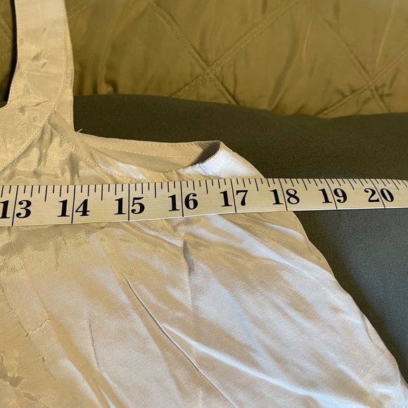 Urban Outfitters Gorgeous layered Tunic - Picture 4 of 5